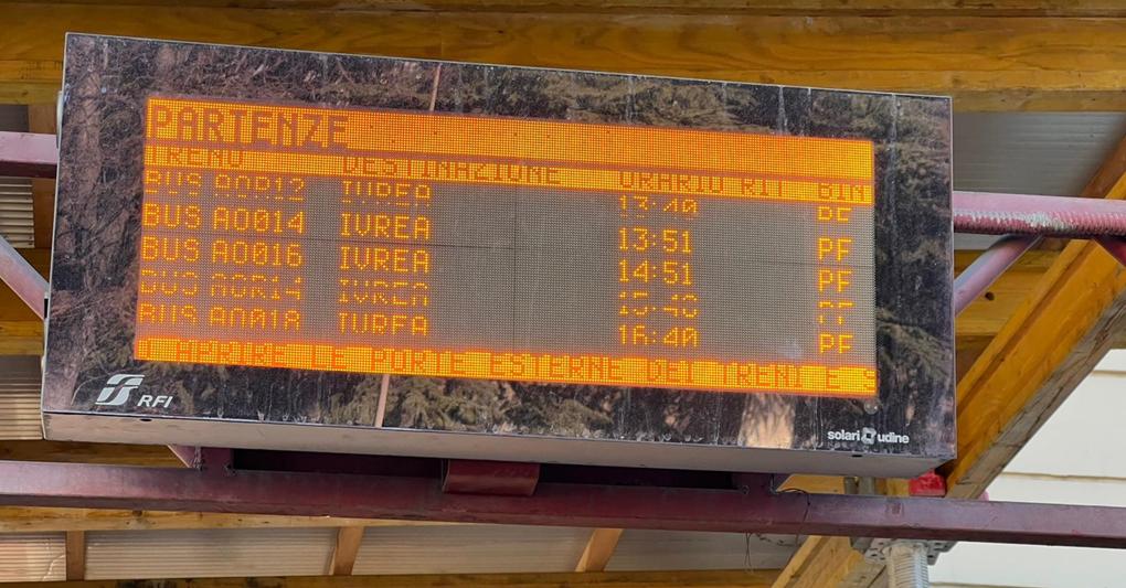 Ivrea Aosta in bus fino al 2026 al via i lavori per elettrificare